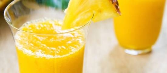 Ananas-mangodrank (pinacolada met mango en banaan) recept ...