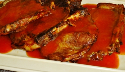 Geroosterd varkenskarbonades met saus recept