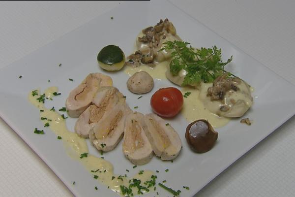 Saucisson van kip en foie gras, ravioli met champignon en truffelsaus