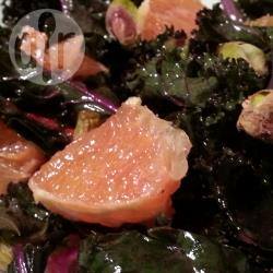 Winterse salade van boerenkool en sinaasappel recept