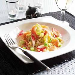 Chinese koolsalade met zalm en garnalen recept