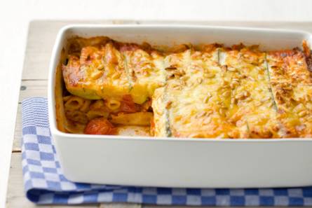 Pasta-ovenschotel met courgette