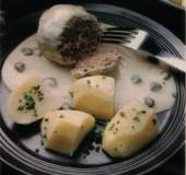 Deense gehakballetjes in dille-yoghurtsaus recept