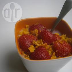 Yoghurt dessert met aardbeien recept