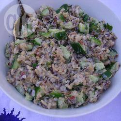 Wilde rijstsalade met komkommer recept