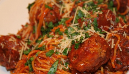 (oranje) spaghetti met gevulde gehaktballen ! recept