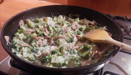 Ovenschotel romige pasta met broccoli en champignons recept ...