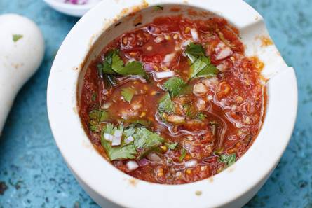 Thomasina miers' eenvoudige salsa van geroosterde groenten ...
