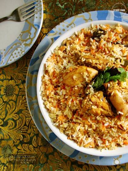 Sadi biryani (tweekleurige gember rijst) recept