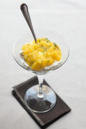 Recept 'mascarpone met mango coulis'