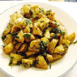 Koriander-knoflook aardappels recept