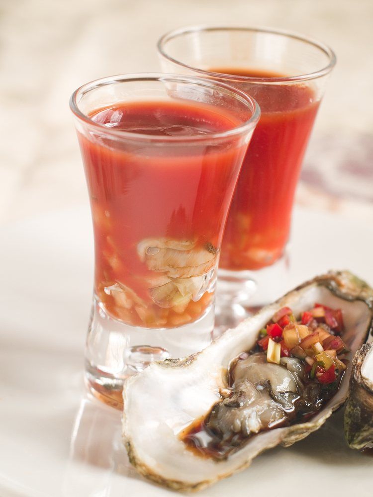Recept 'bloody dominique – bloody mary met oesters'