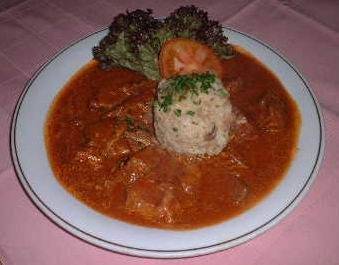 Gulash met semmelknoedel recept