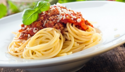 Spaghetti met tomatensaus recept