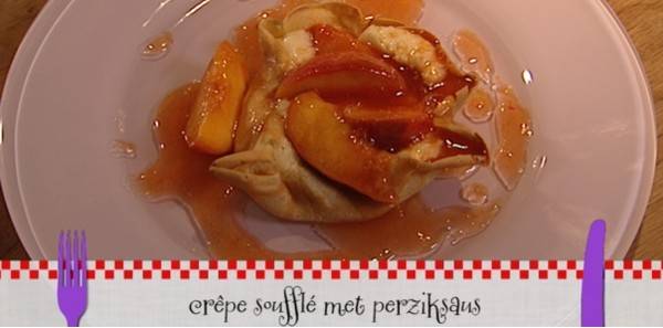 Crepe souffle met perziksaus recept