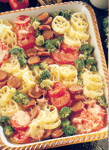Bonte ovenschotel met groenten en wieltjespasta recept