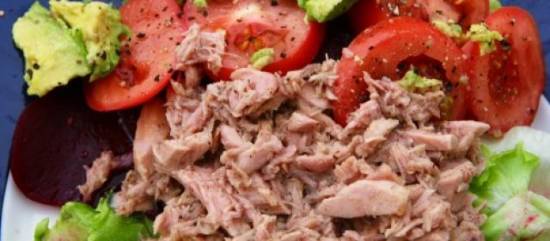 Bietjes-tonijn-aardappelsalade recept