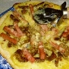 Shoarma pizza met witte kaassaus recept