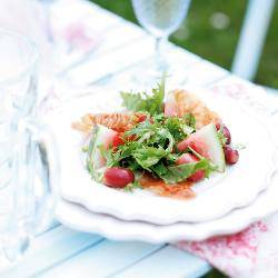 Salade van watermeloen, druiven en parmaham recept