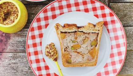 Pastei met varkensvlees, pistachenoten en abrikozen recept ...