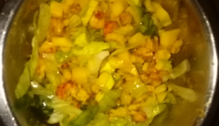Salade van mango, garnalen en avocado recept