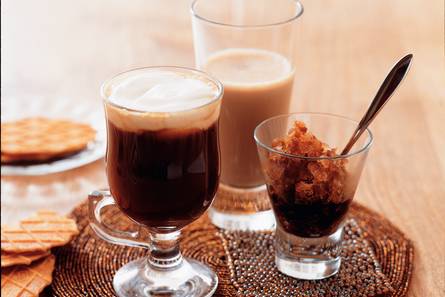 Koken met koffie: irish coffee, koffiegranita en mokkamelk