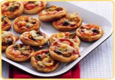 Mini-pizza`s met zeevruchten recept