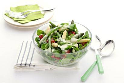 Salade van asperges, sperziebonen en doperwten recept ...