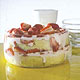 Trifle met aardbeienyoghurt en aardbeien recept