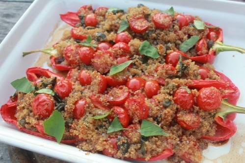 Gevulde paprika`s met tomaatjes en basilicum recept