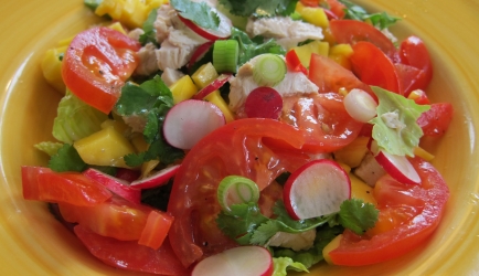 Salad in a jar met kip, mango en koriander recept