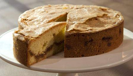 Amaretto cake recept