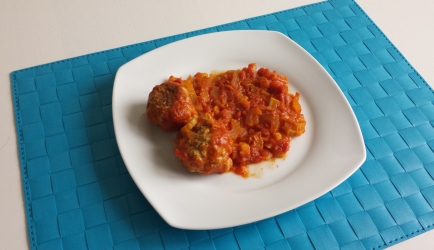 Gehaktballen met selder-tomatensaus recept