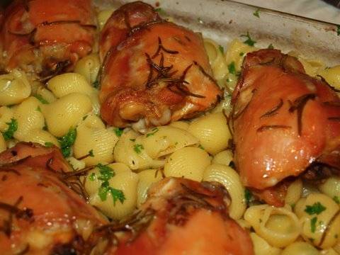 Kip, citroen, knoflook en rozemarijn met pasta recept
