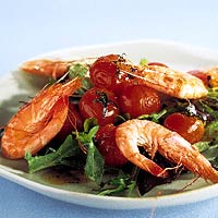 Salade met gamba's en cherrytomaatjes recept