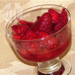 Aardbeien in witte wijn recept