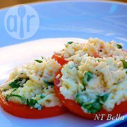 Voorgerecht van tomaat en eiersalade recept