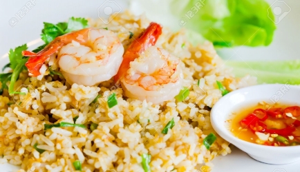 Gebakken rijst met garnalen recept