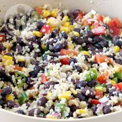 Salade van zwarte bonen en couscous recept