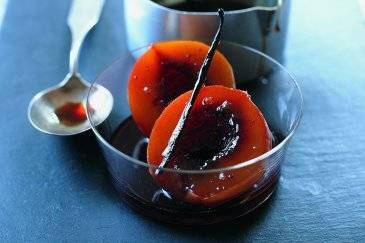 Nectarines in marsala-koffiesiroop recept