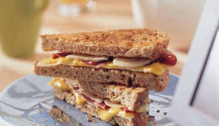 Volkoren tosti met rookvlees en banaan recept