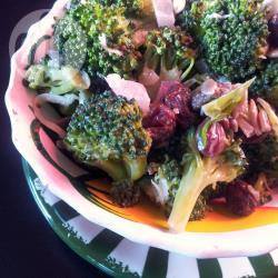 Broccolisalade recept