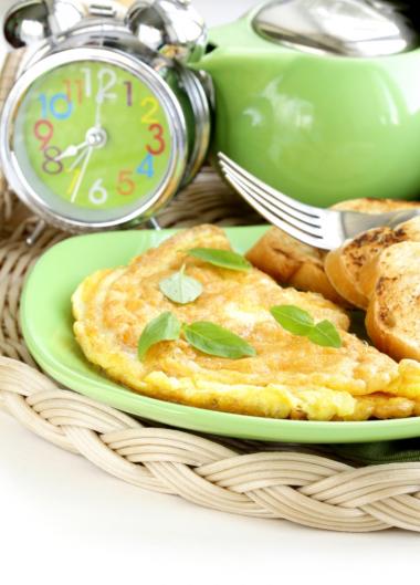 Recept 'omelet met kippenlevertjes en kreeftenjus'