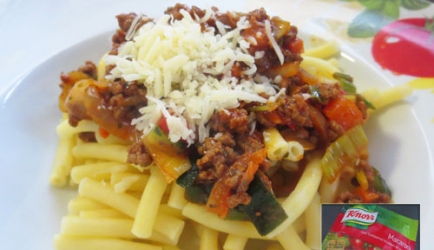 Macaroni met italiaanse kruiden en groenten recept