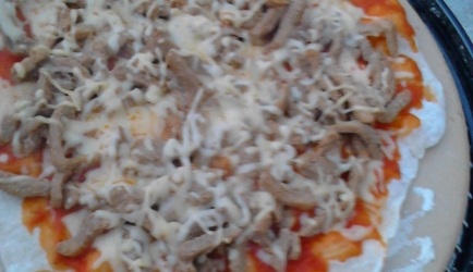 Heerlijke shoarma pizza met zelfgemaakte bodem en saus recept ...