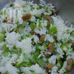 Spaanse rijstsalade met olijven recept