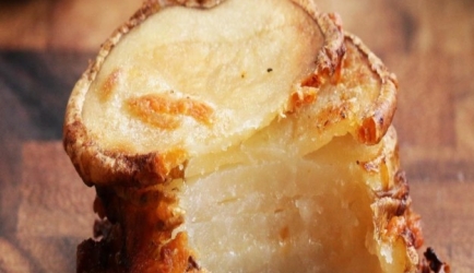 Knoflook-parmezaan aardappel stapeltjes recept