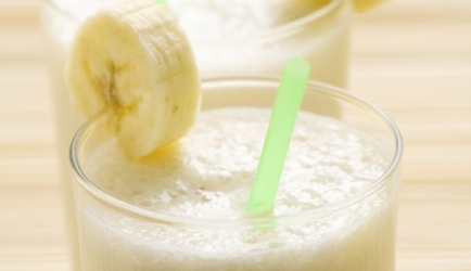 Bananen milkshake recept