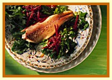 Gerookte forelfilet met rode bietensalade recept