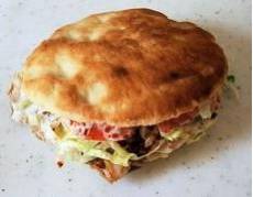 Sandwich met tzatziki en gehakt recept